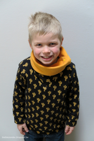 Knippie rolkraagsweater